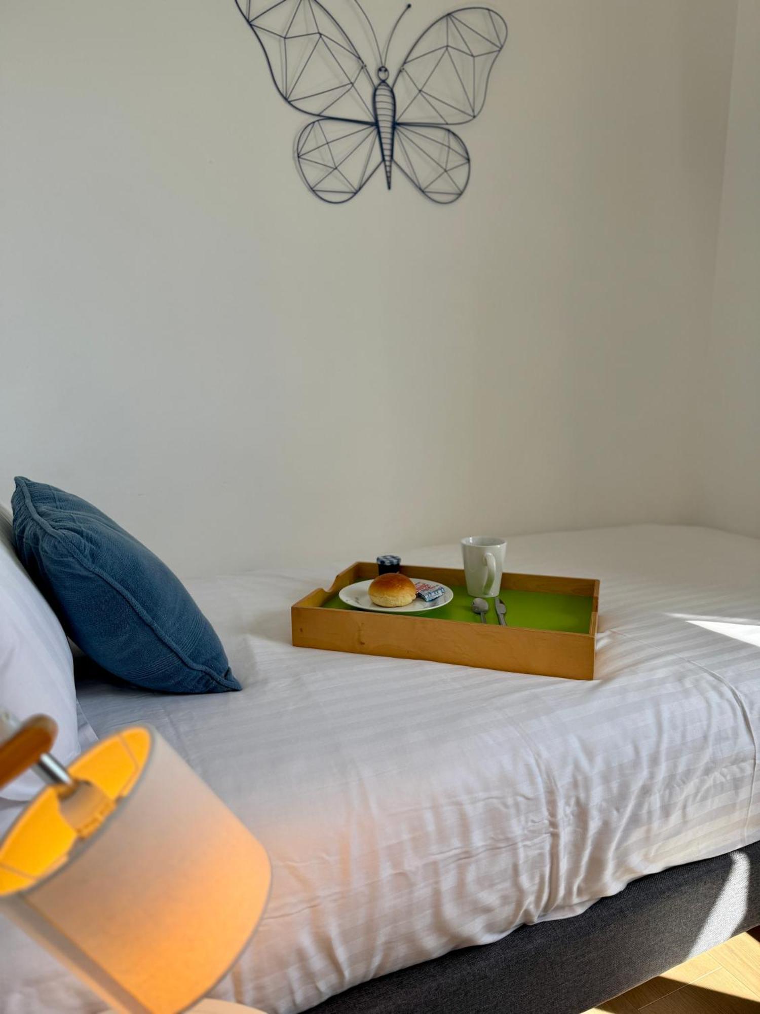 Chambres d'hôtes Gite Grange Debout Beynost Extérieur photo