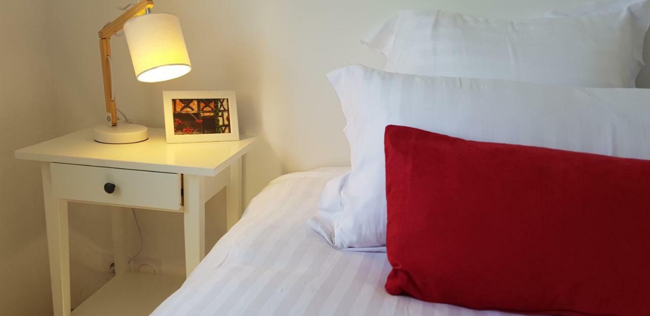 Chambres d'hôtes Gite Grange Debout Beynost Extérieur photo